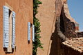 049_053_Roussillon_resize